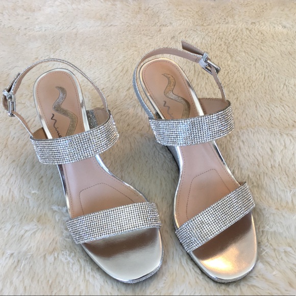 nina varuna sandal